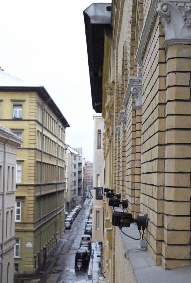 Mikszath Apartments Budapest Szoba fotó